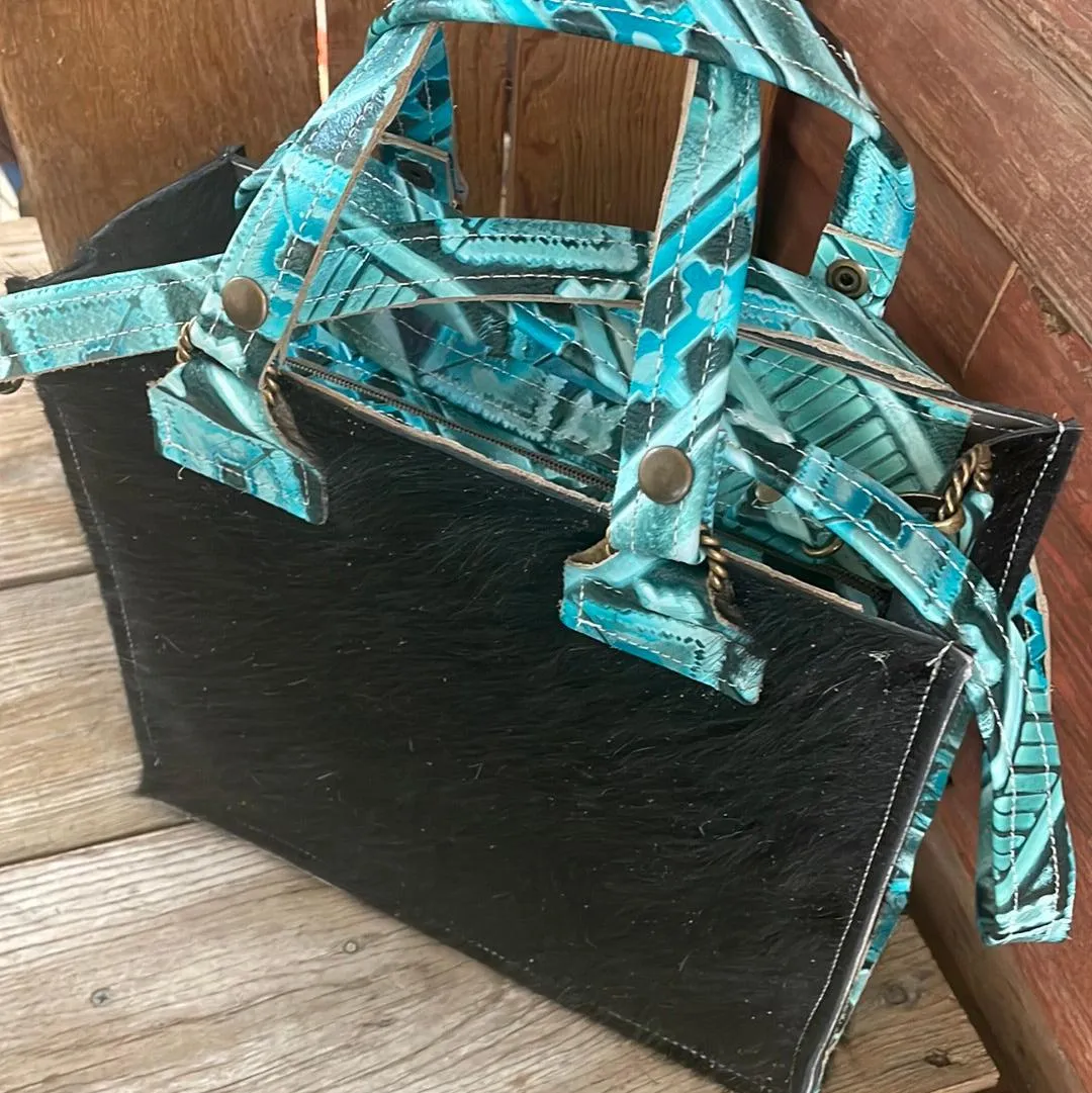 036 Minnie Pearl - Black w/ Turquoise Matrix Navajo