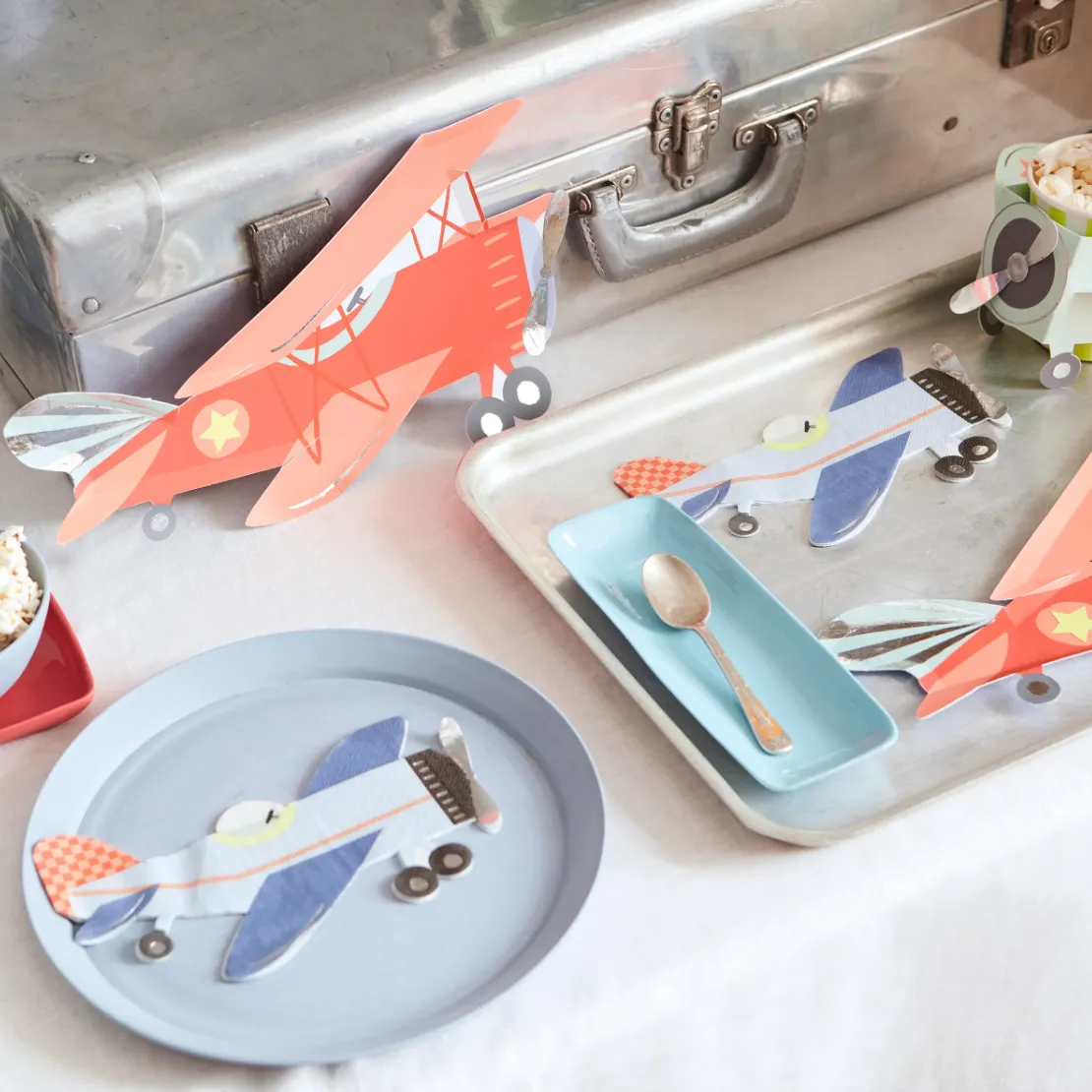 Airplane Napkins (16x)