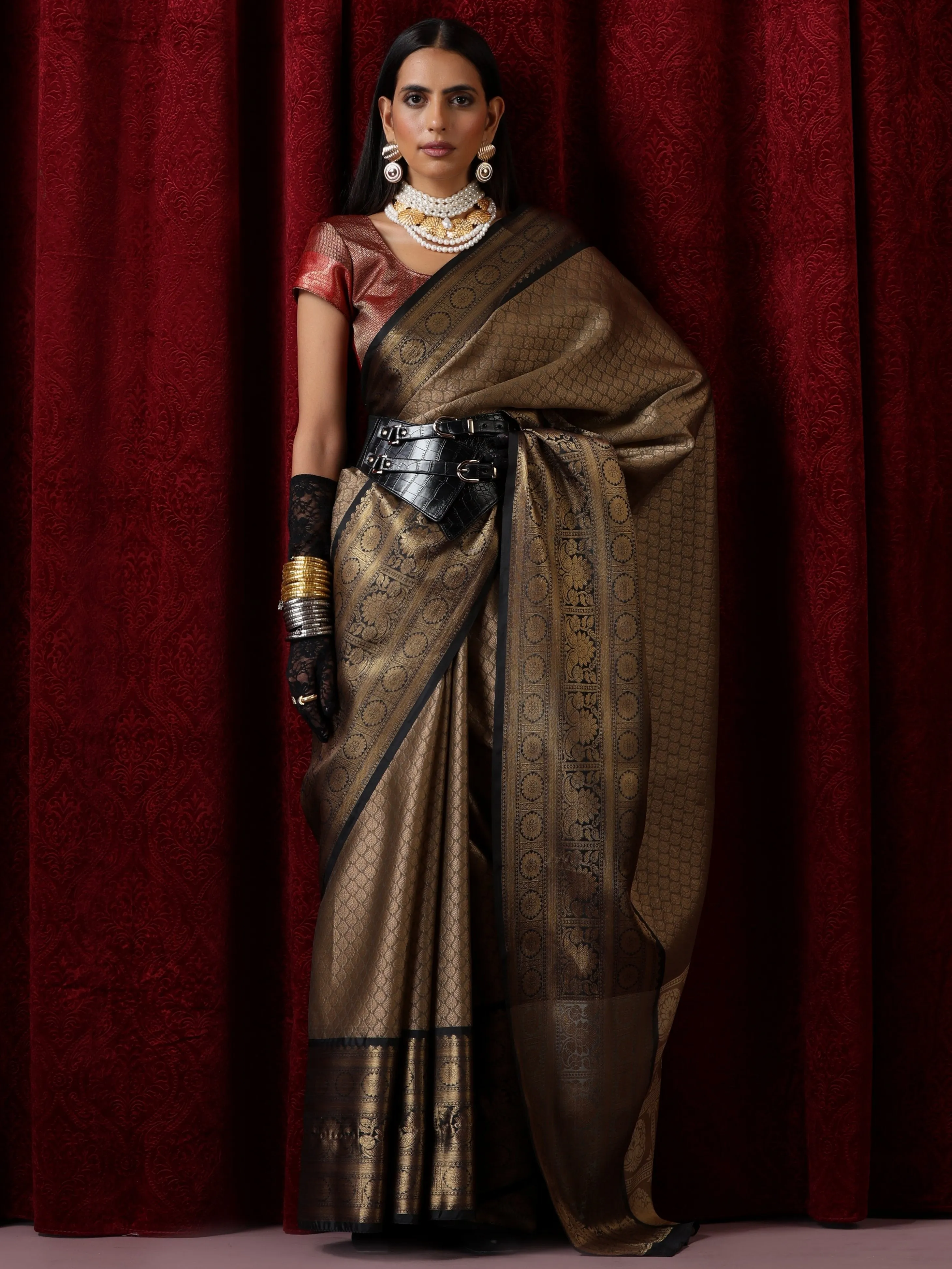 Beige Jacquard Saree with Black Border with Blouse Fabric