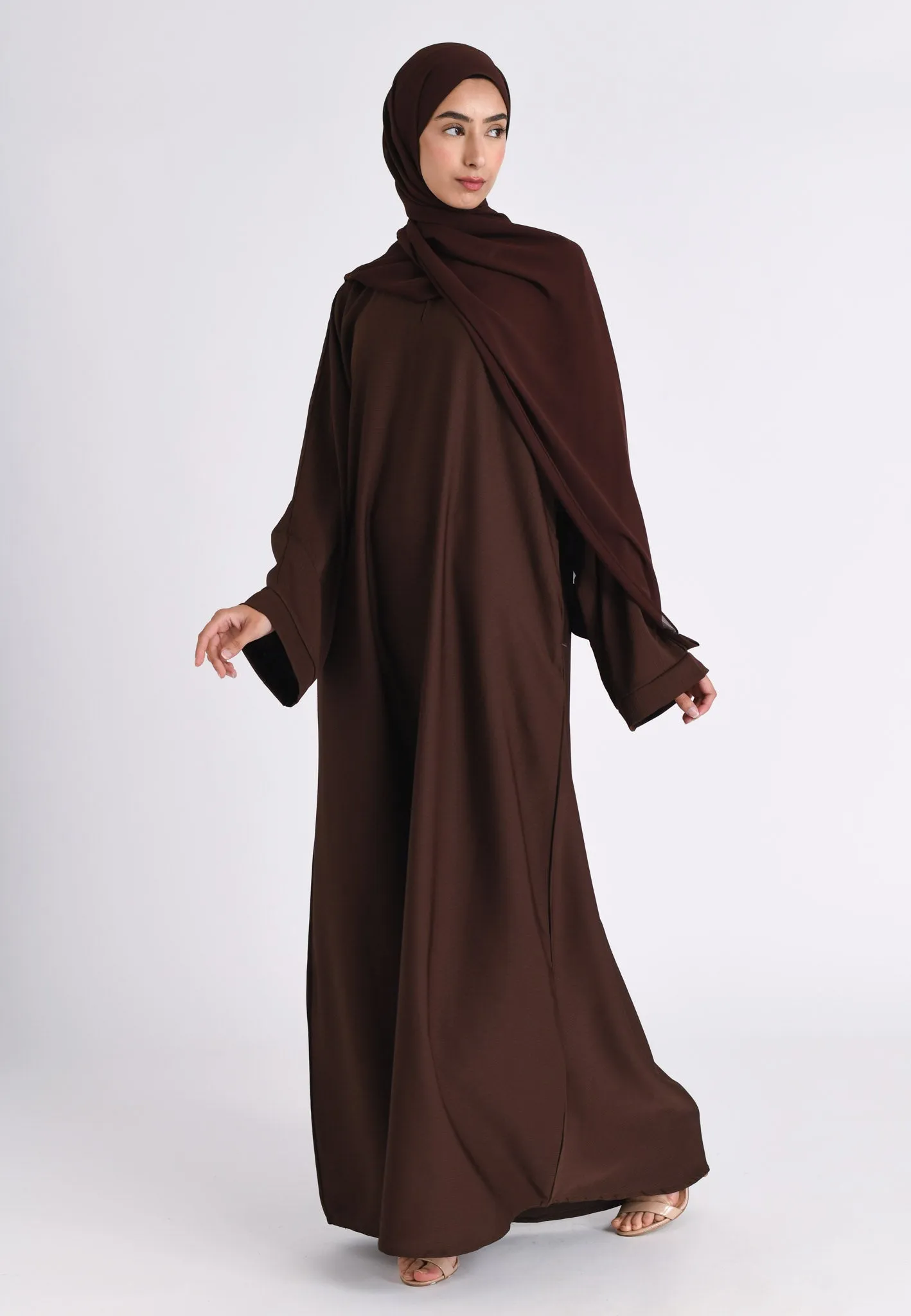 Brown Textured Abaya With Zip Pockets (Premium)