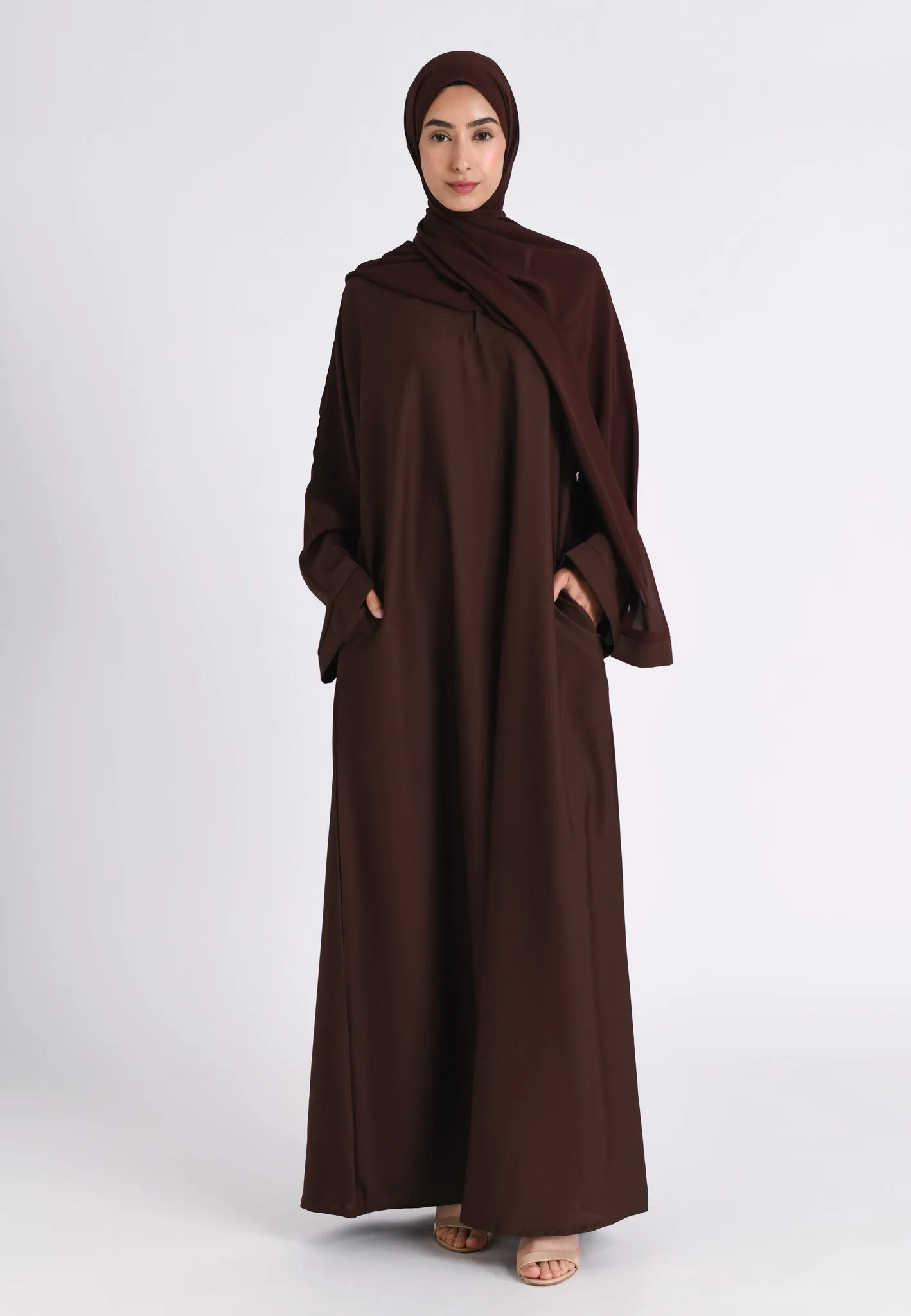 Brown Textured Abaya With Zip Pockets (Premium)