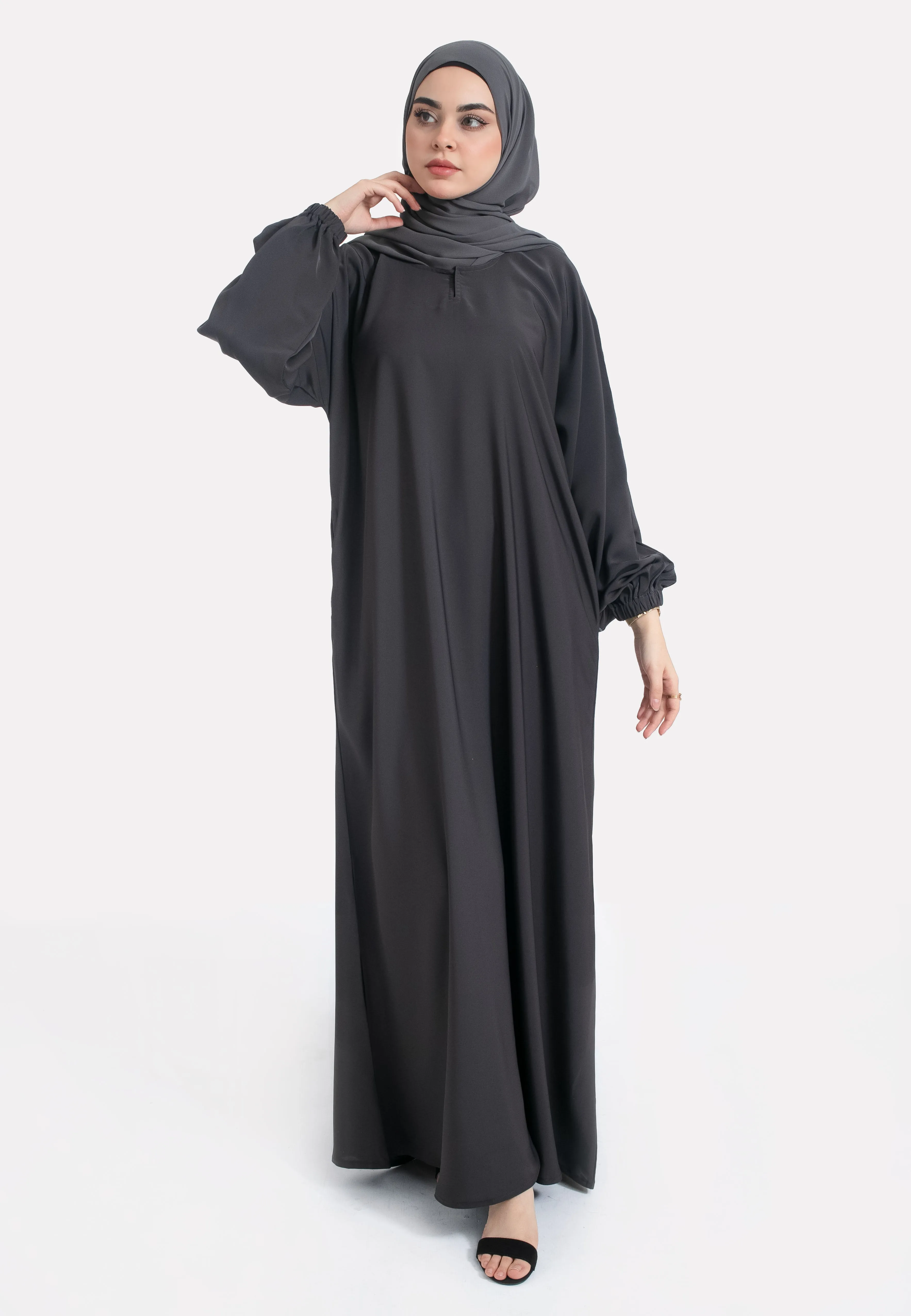 Charcoal Grey Closed Abaya with Zip Pockets & Cuff Sleeves