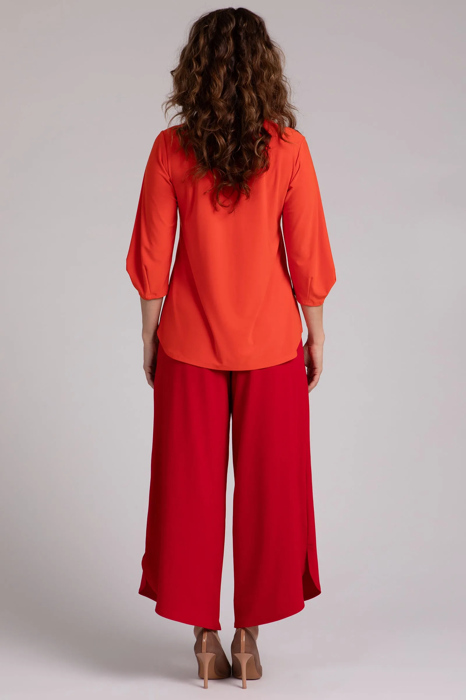 Classic Fit Lantern Top