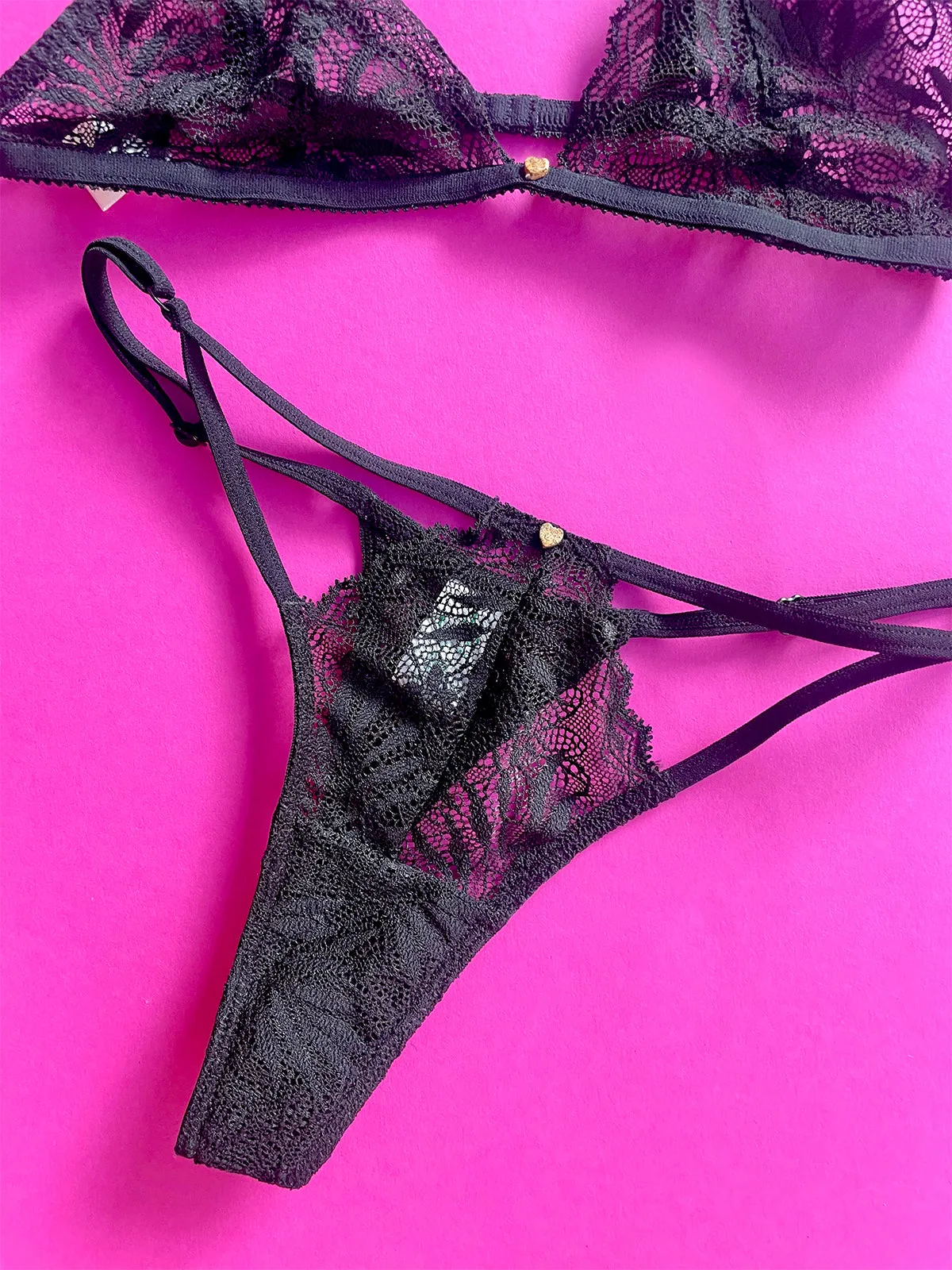 Clo: Selva Lace Adjustable Thong - Black