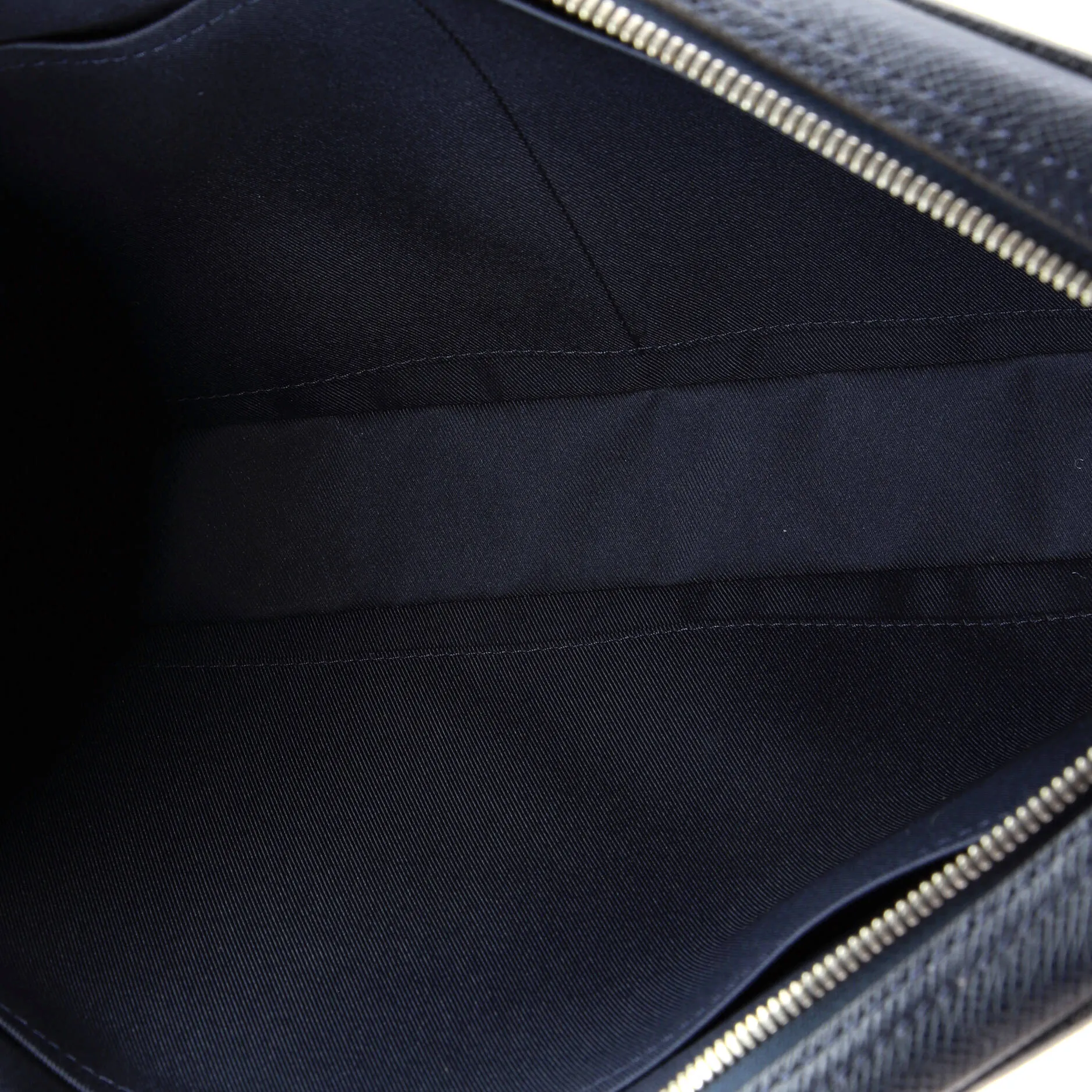 Designer Porte-Documents Voyage Briefcase Taiga Leather PM
