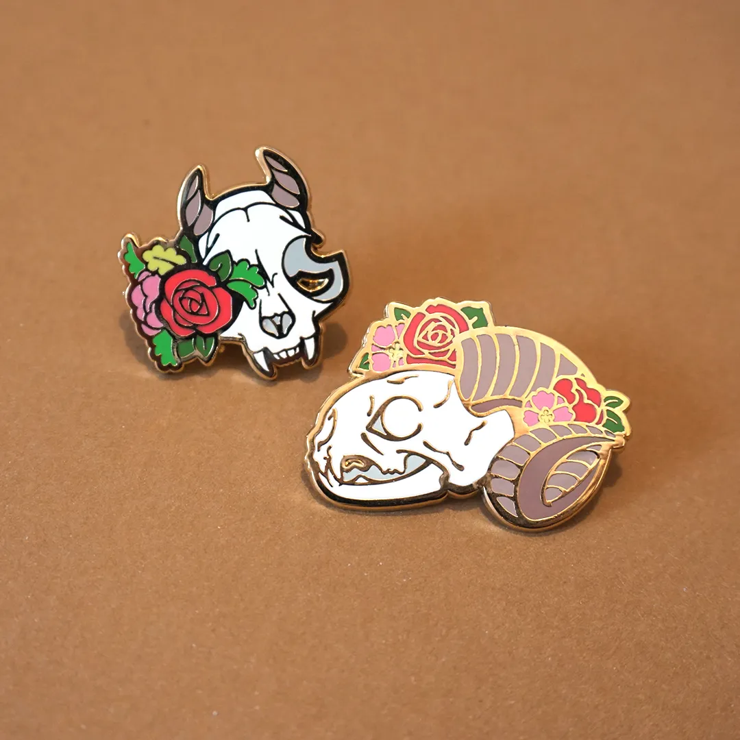 Familiar (Profile) | Enamel Pin