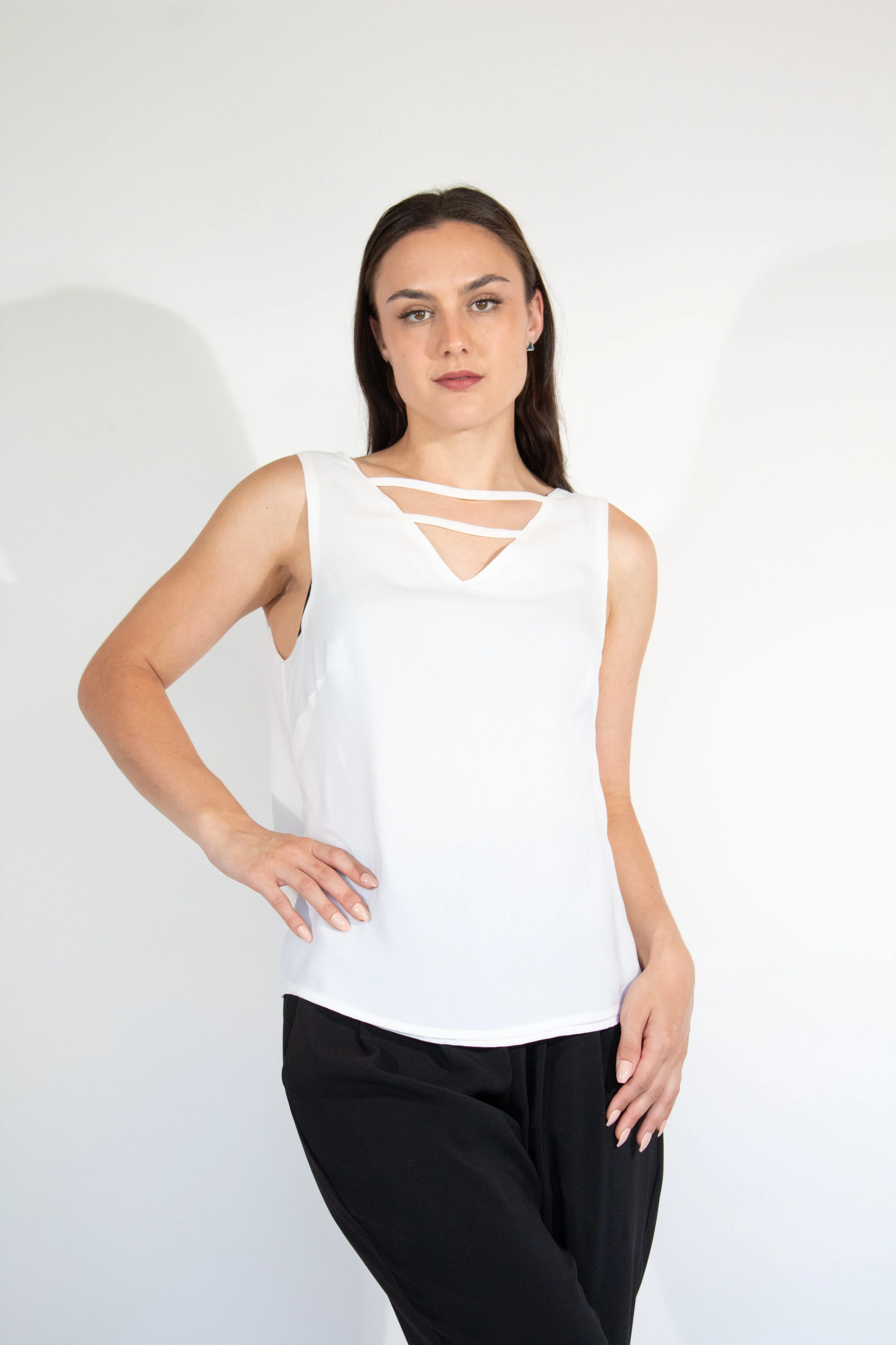 Jaclyn M Pearl Blouse - White