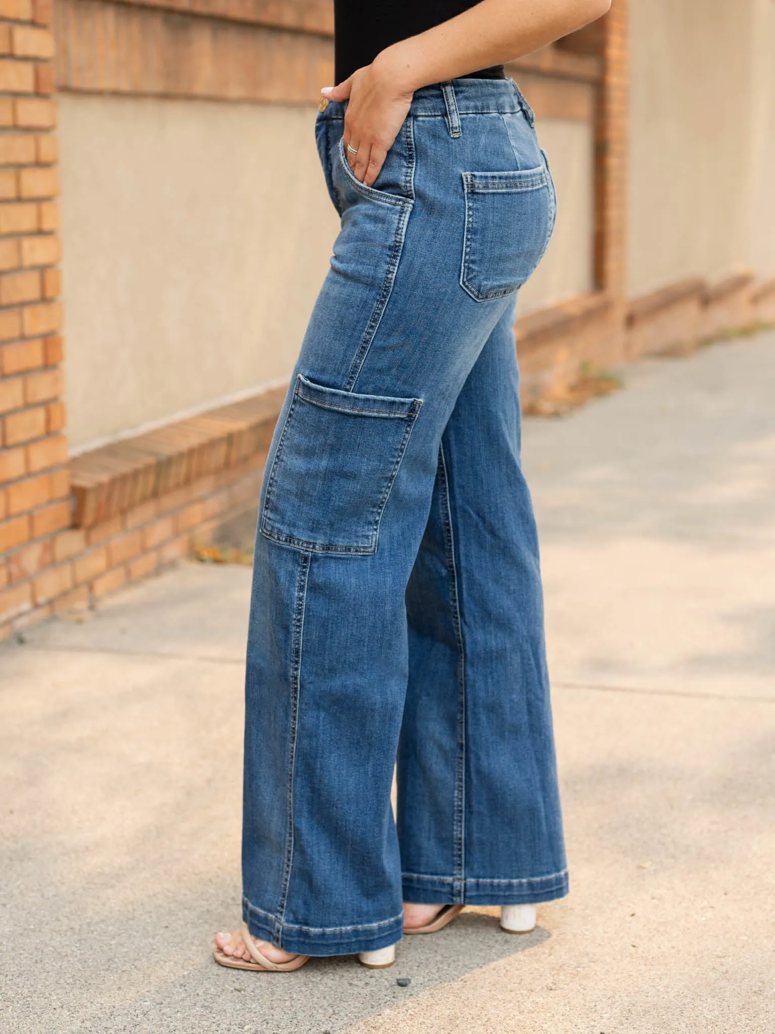 KUT Creative Jodi High Rise Fab Ab Wide Leg Cargo