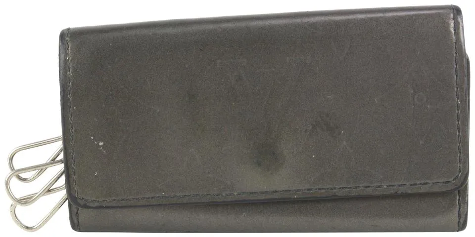 Louis Vuitton Grey Monogram Mat 4 Key Multicles Key Pouch 8LV1106