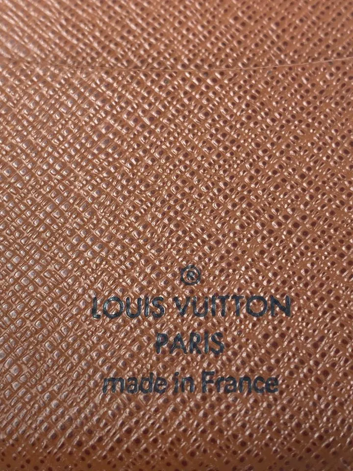 Louis Vuitton Monogram Card Holder Cartes Case 15lva1116
