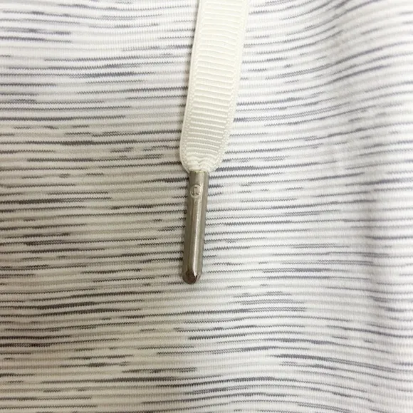 Lululemon White Grey Stripe On The Fly Woven Elastic Waistband Stretch Skirt 2