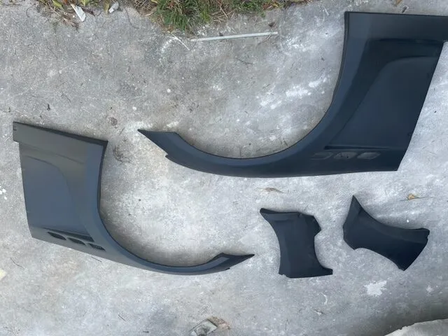 LW Spoiler Front Wide Body Flares 40mm Fits Maserati GranTurismo 08 -17