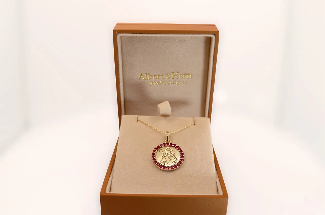 Medal Divine Shepherdes | Divina Pastora Gold & Ruby