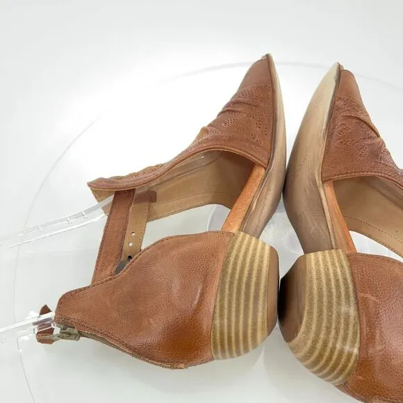 Miz Mooz Women Corra Size 38 7.5 Tan Cognac Leather Open Toe Sandal Low Heel