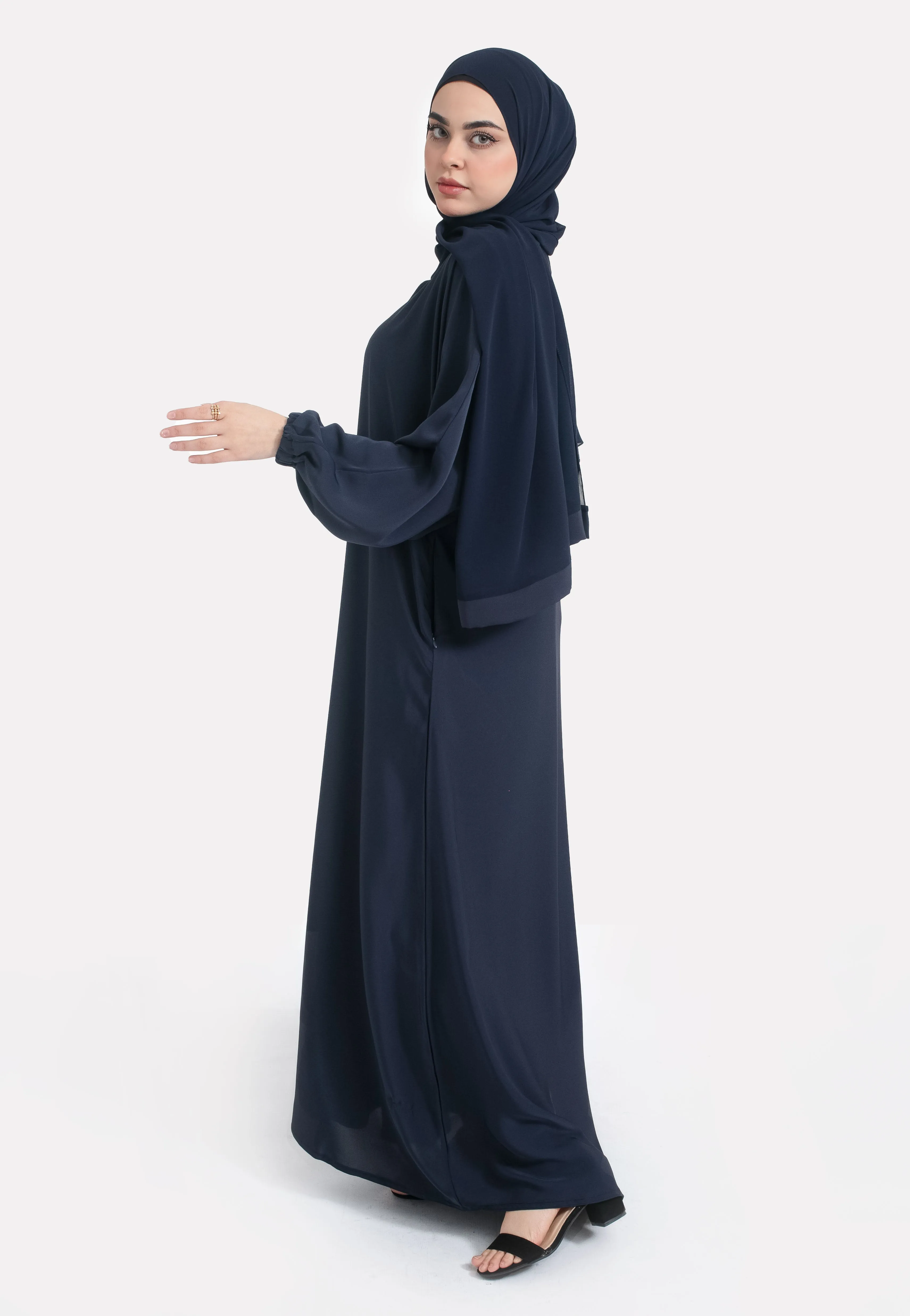 Navy Closed Abaya with Zip Pockets & Cuff Sleeves