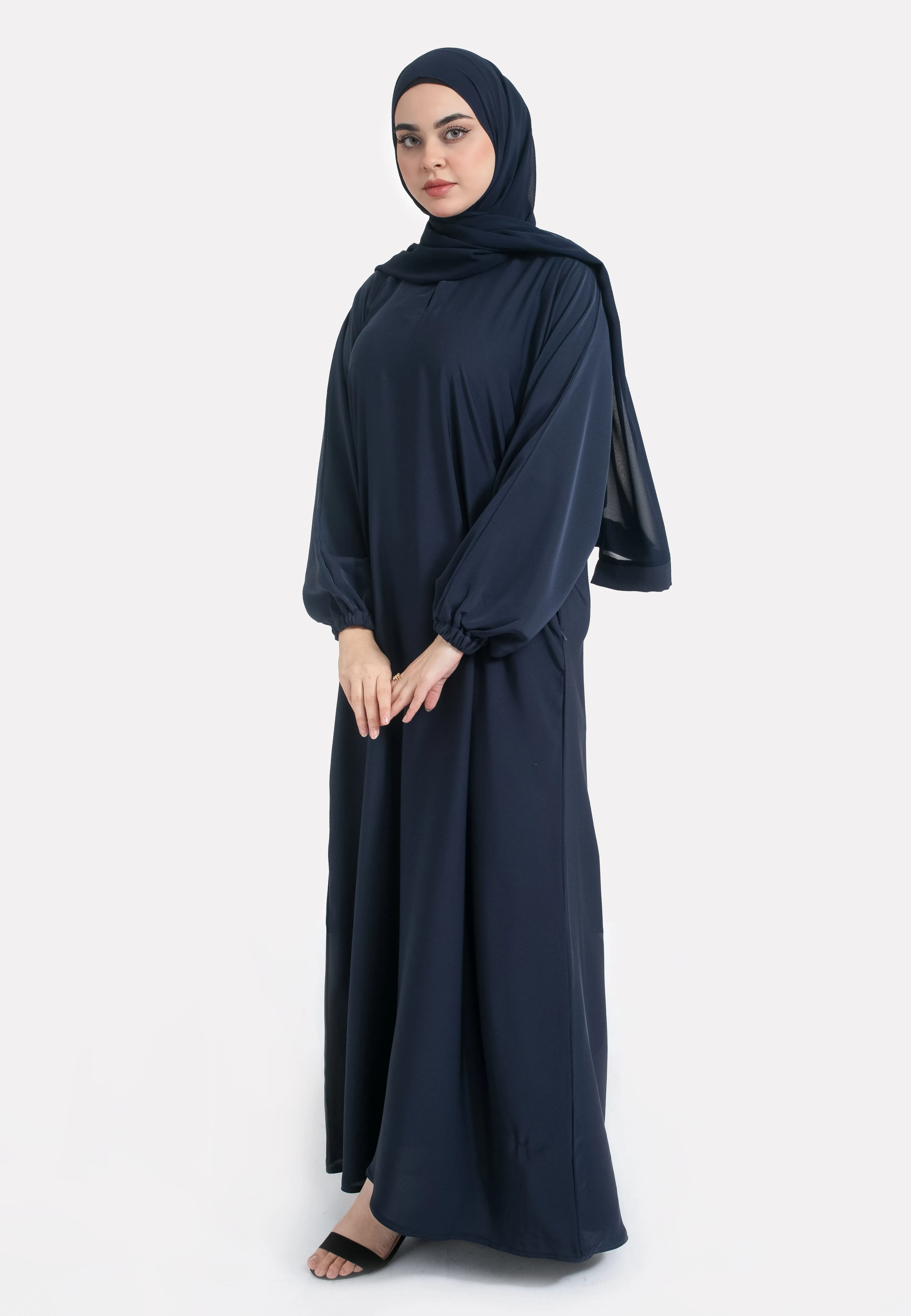 Navy Closed Abaya with Zip Pockets & Cuff Sleeves