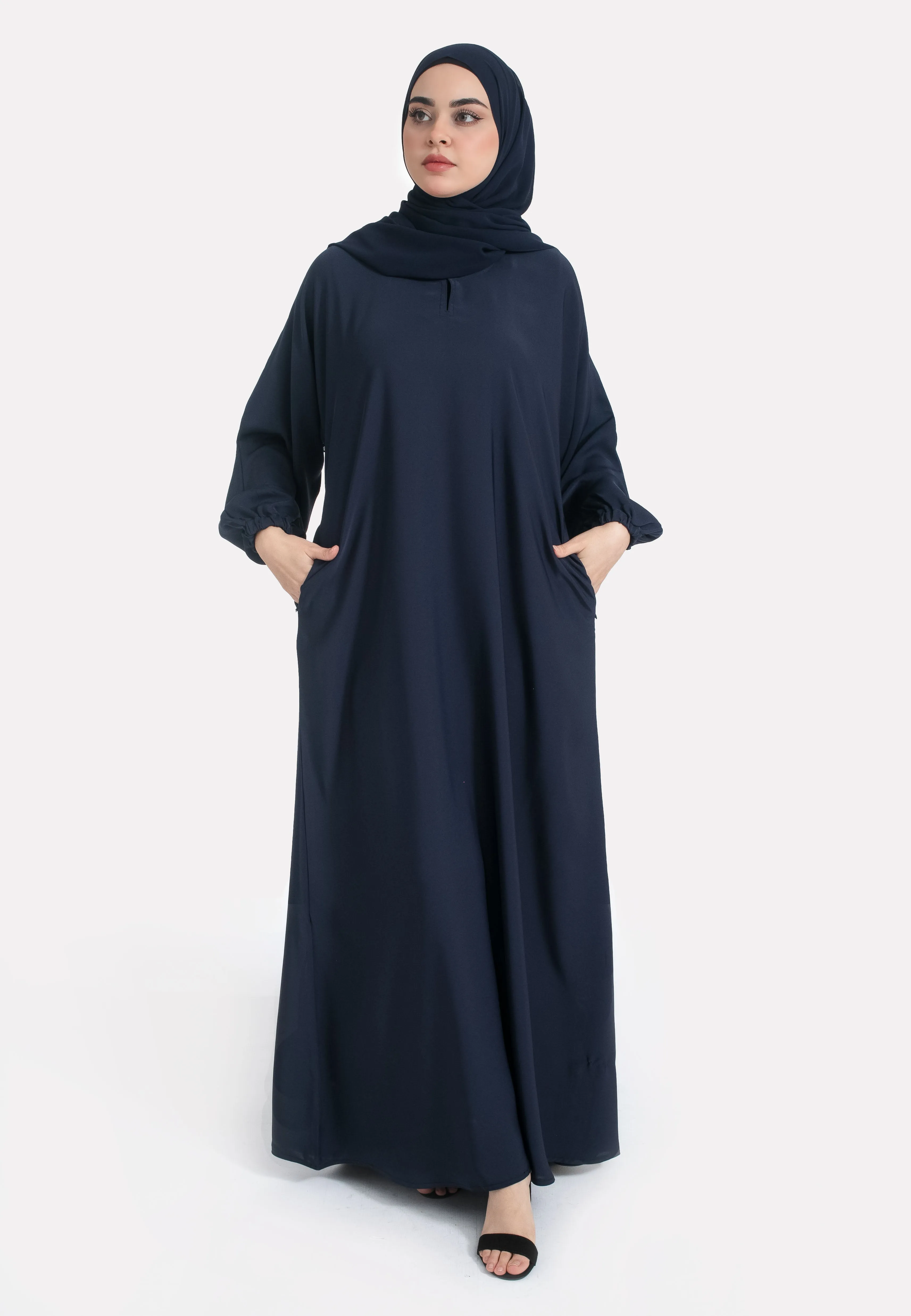 Navy Closed Abaya with Zip Pockets & Cuff Sleeves