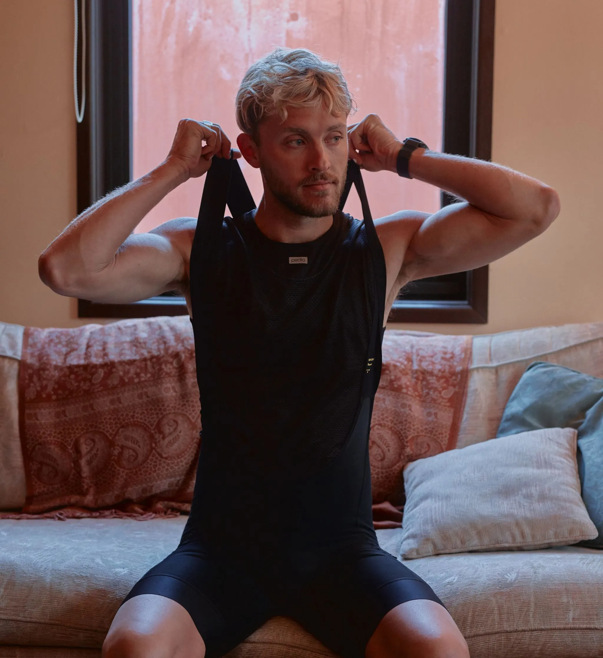 Off Grid / Men’s Roamer Bib Short - Black