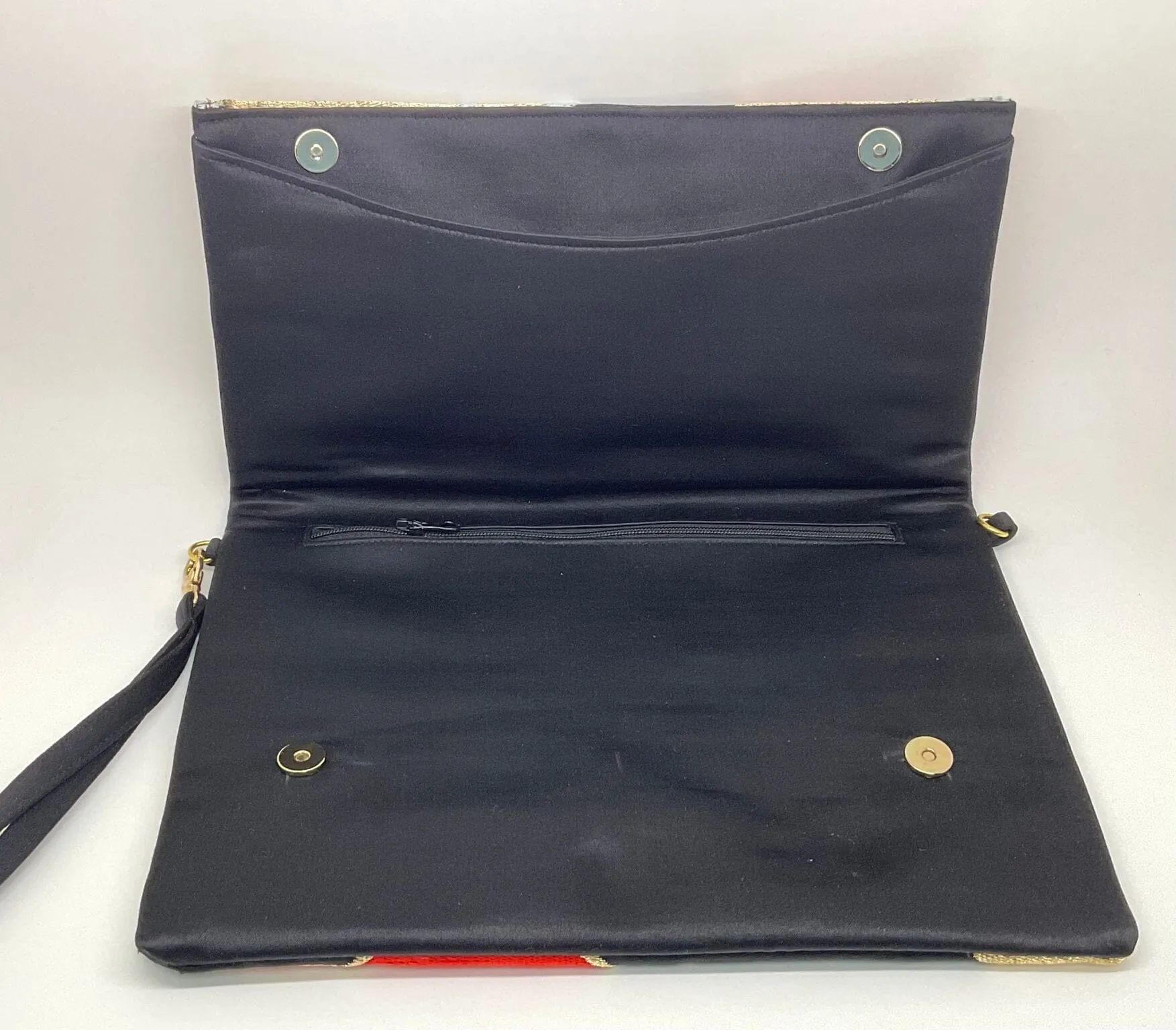 Ookii Kuukou Large Folding Wristlet Clutch 5047D