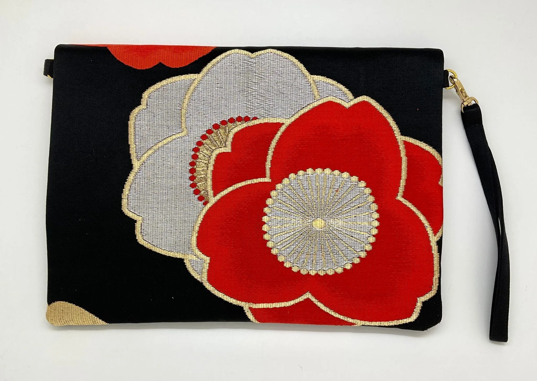 Ookii Kuukou Large Folding Wristlet Clutch 5047D