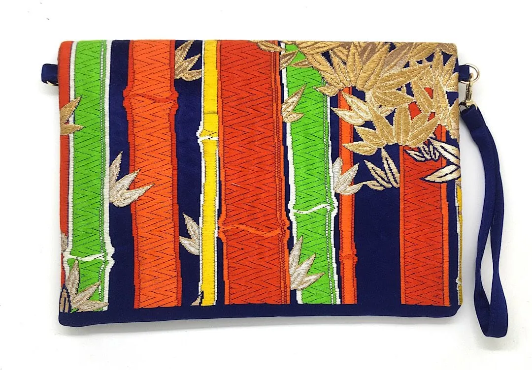 Ookii Kuukou Large Folding Wristlet Clutch 5255D