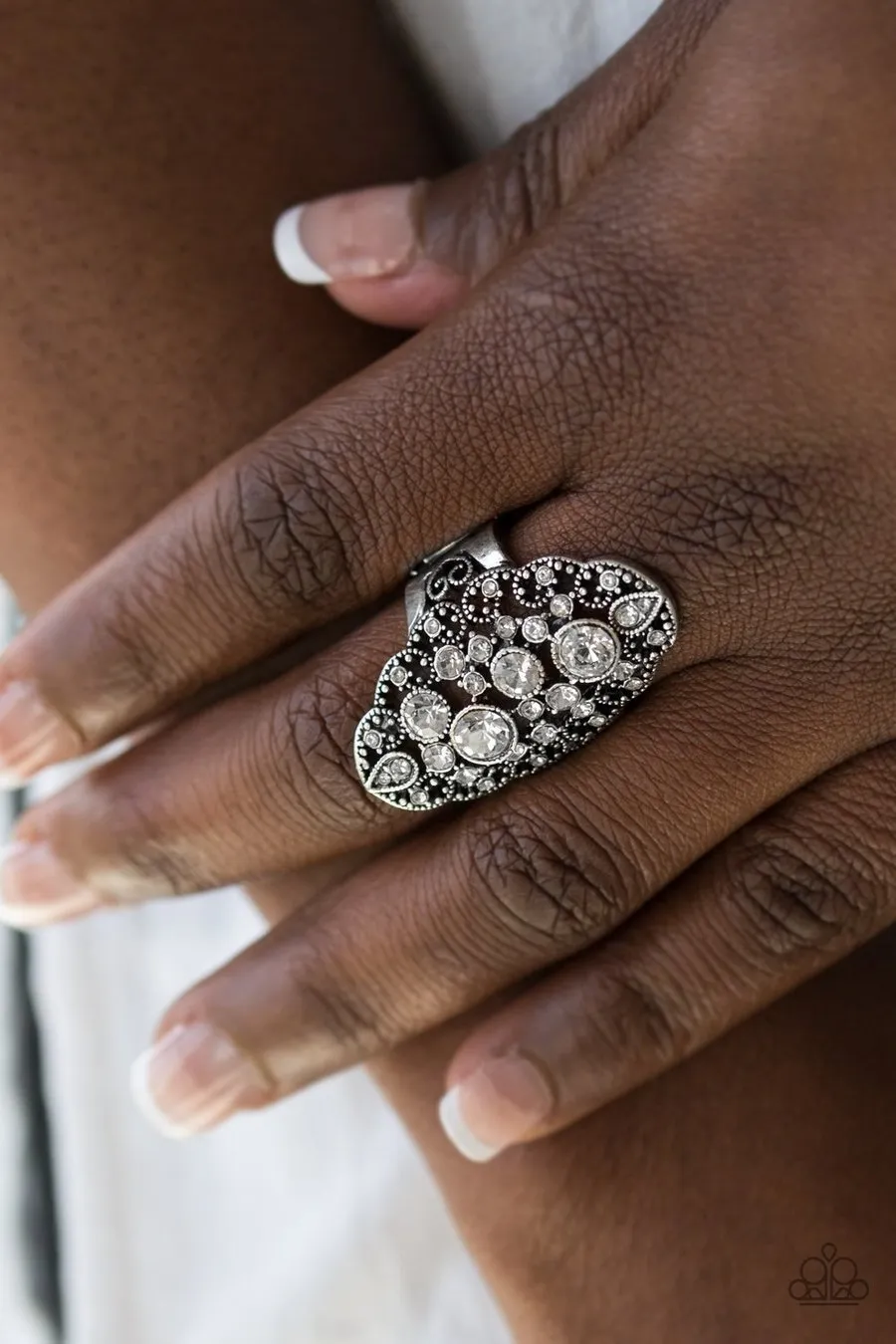 Paparazzi Make Your Fairytales - White Ring