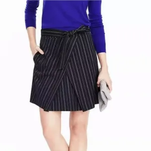 PLUS Banana Republic Navy &amp; White Pin Stripe Belted Layered Pocket Skirt Size 14