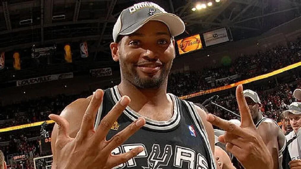 Robert Horry Signed Spurs Jersey (Beckett) San Antonio 7xNBA Champion / Forward