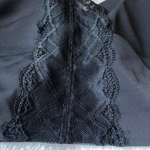 TRUE &amp; Co True Body Wireless Racerback Bralette