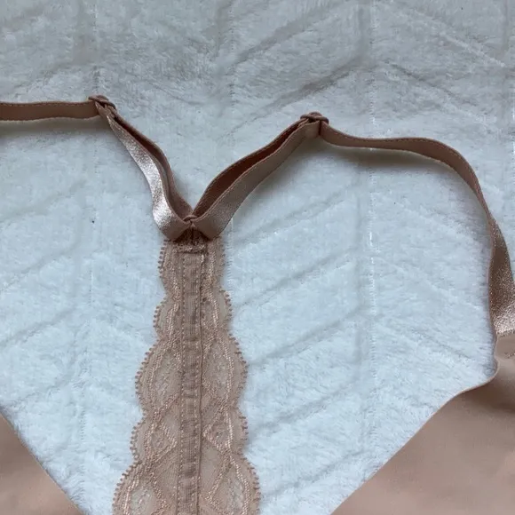 TRUE &amp; Co True Body Wireless Racerback Bralette